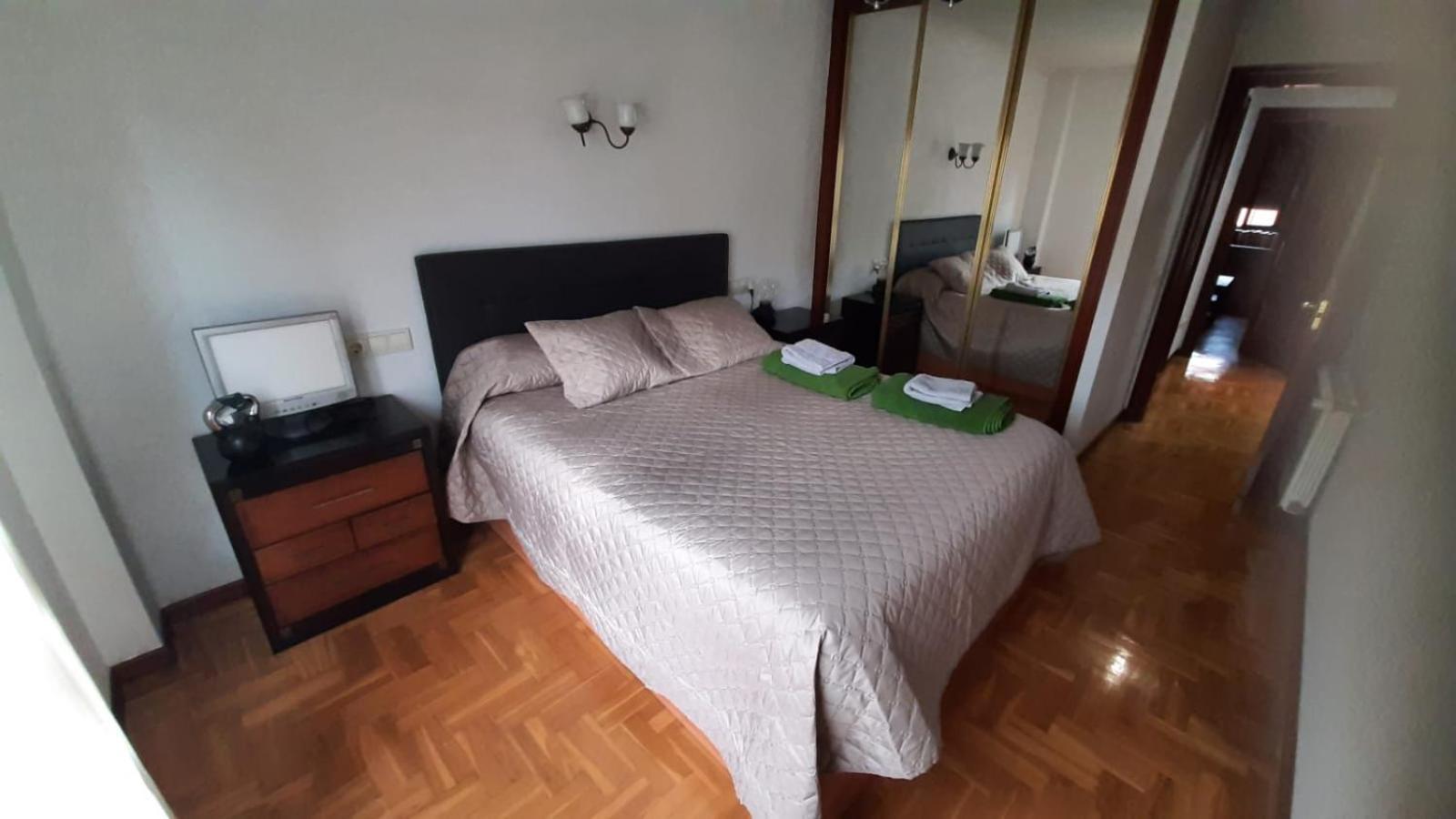 Sar Inn - Garaje Incluido Avilés Buitenkant foto